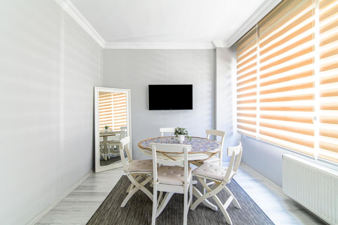 Daire Pleasant And Flat In Turkali Besiktas İstanbul